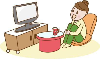 テレビを見る女性